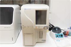 血液検査機器（生化学分析装置）